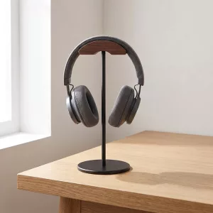 headphone holder, headphone stand, headphone hanger, wooden headphone stand